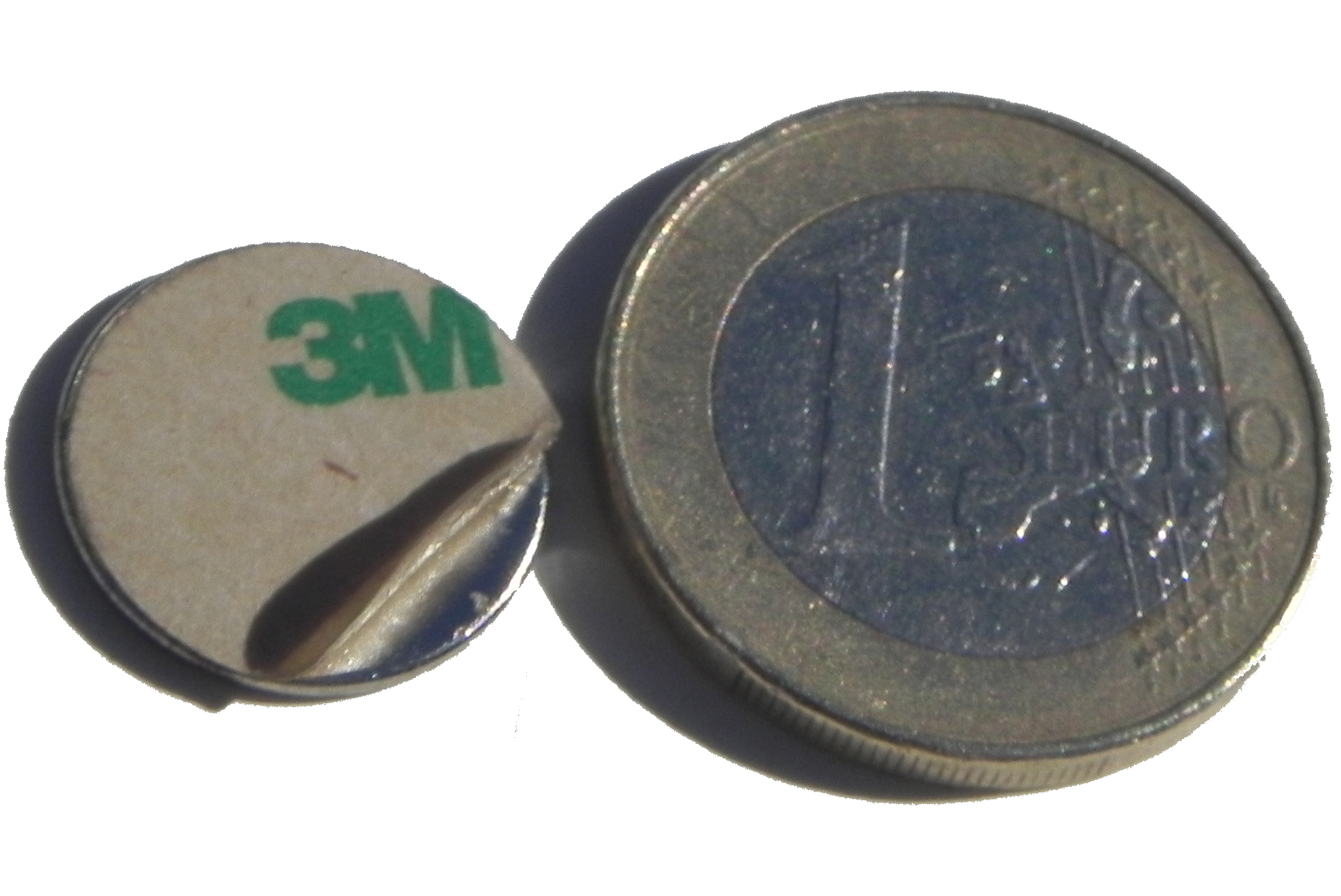 Aimant rond Disque magnétique autocollant Ø 13 x 1mm Néodyme N35 – Force  850g